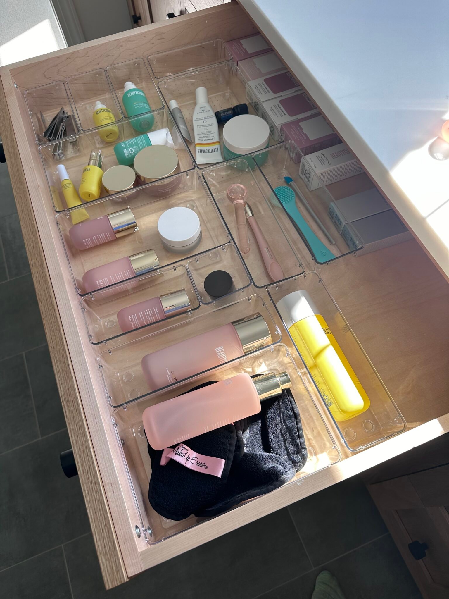 10 Makeup Organizer Ideas • Kath Eats