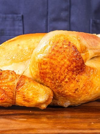 Side view of a roast chicken