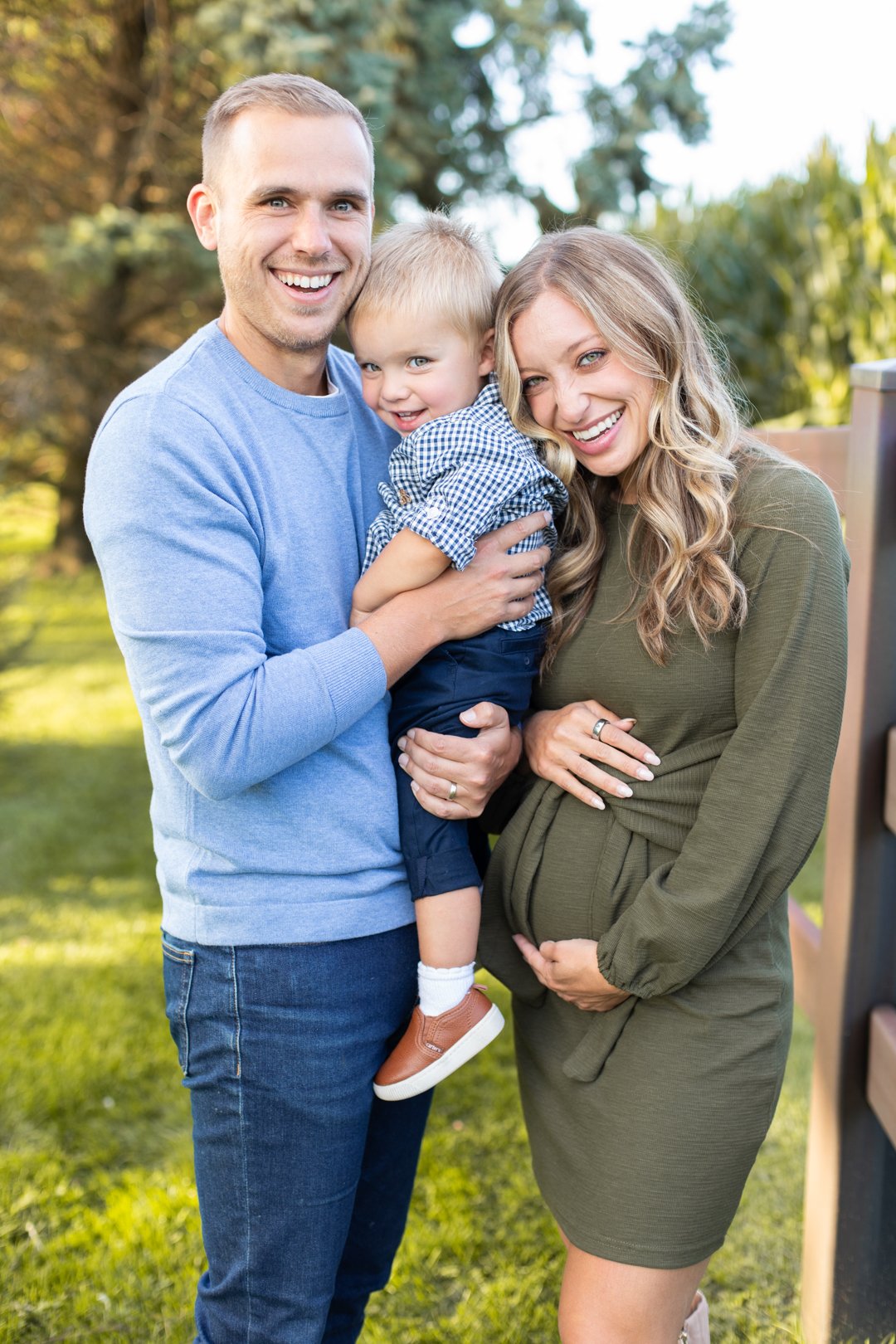 What to Wear For Fall Family Photos