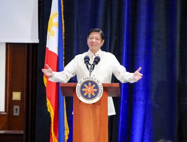 Marcos arrives in Laos for Asean Summit