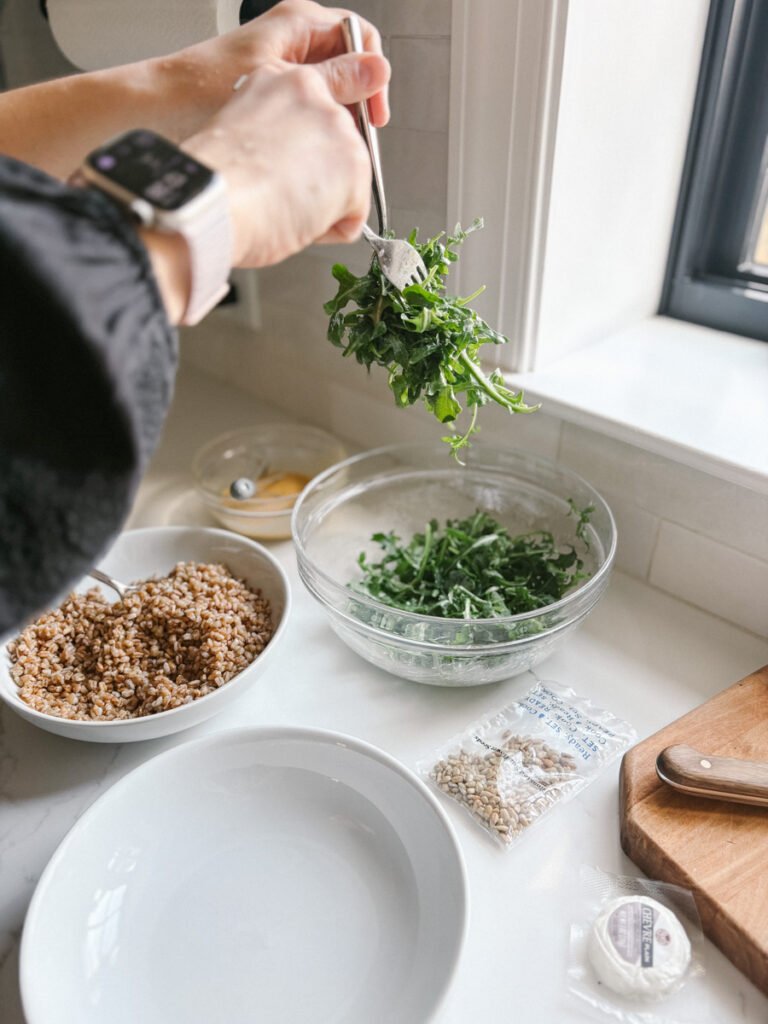 1739101237 634 Blue Apron 15 Minute Meals Harissa Chickpea Grain Bowls